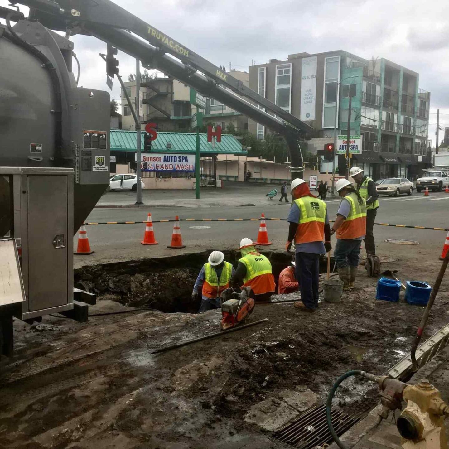 Water main break at Sunset and Alvarado Echo Park
